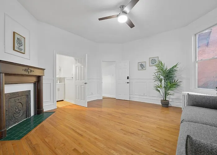 Bloomfield/shadyside @f Quiet And Stylish Private Bedroom With Shared Bathroom Homestay Pittsburgh